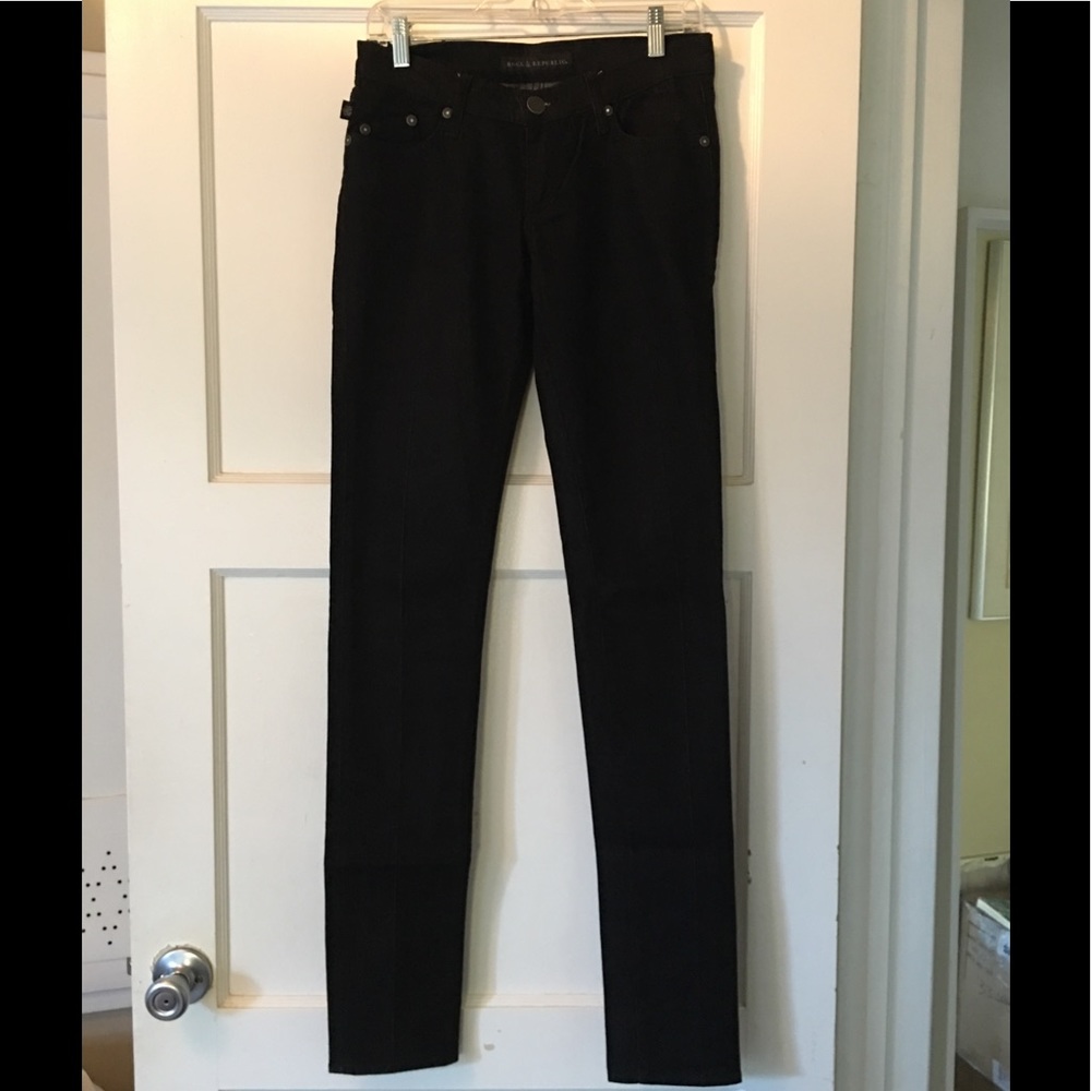 Black Skinny Jeans, size 26, brand new, never used